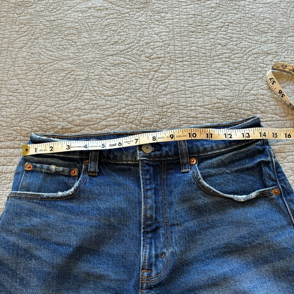 Abercrombie The Cutoff Short High Rise 2 inch - Picture 7 of 10